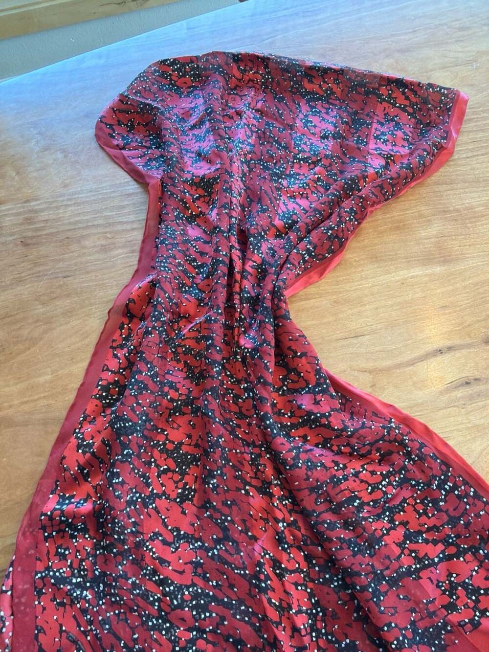 Vintage Dior Silk Scarf Wrap Red Black Abstract Print 62” x 20” - Picture 5 of 6
